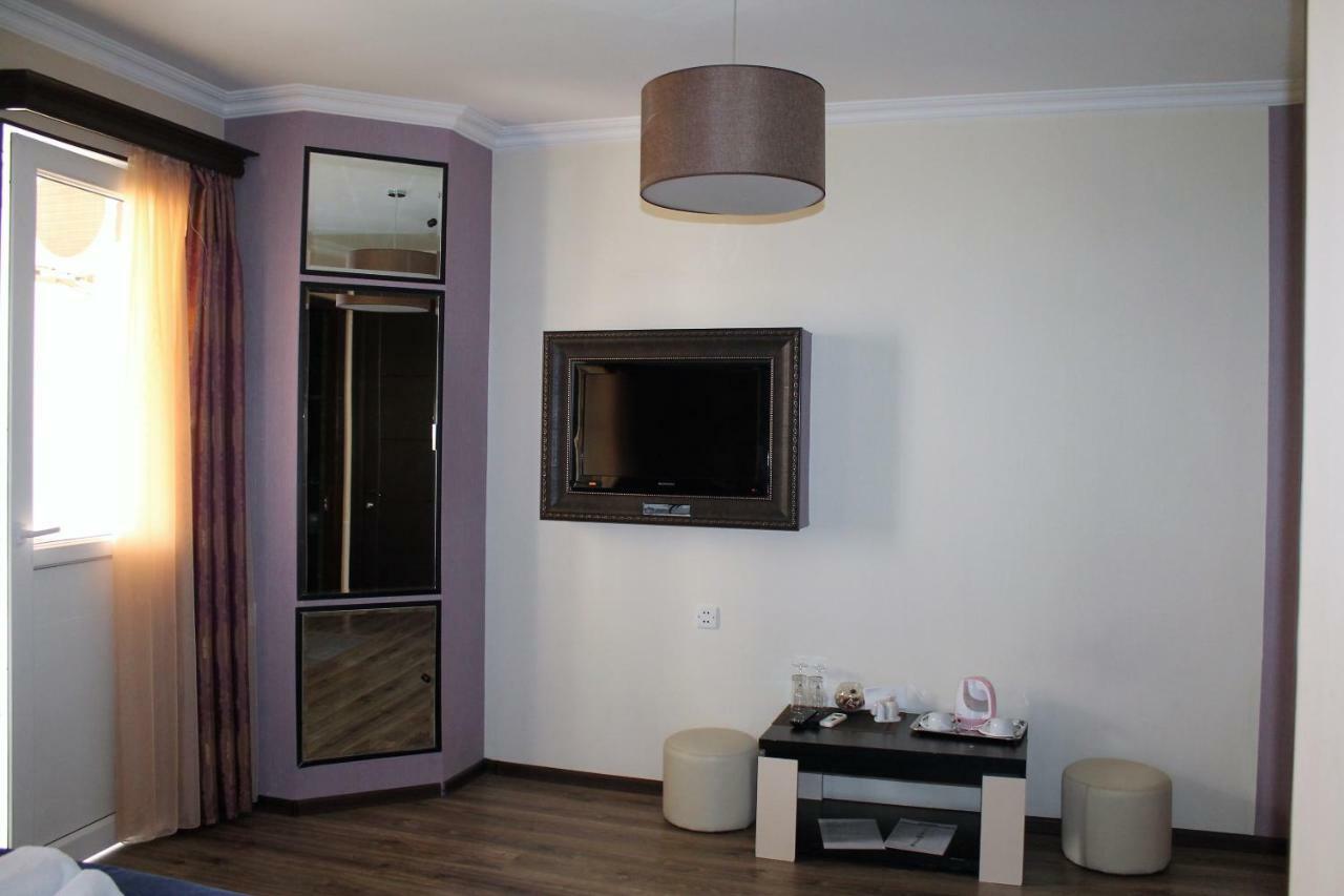 Panorama Eco-Hotel Tbiliszi Kültér fotó