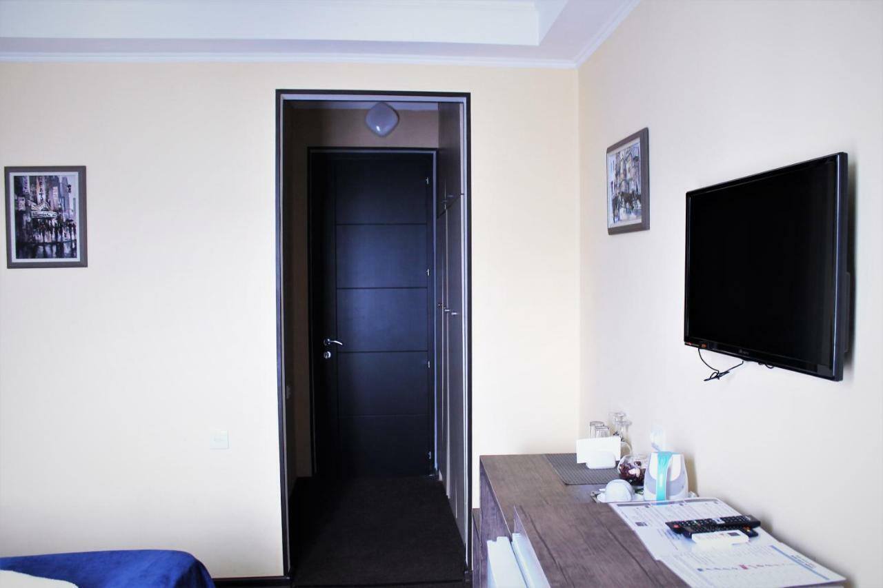 Panorama Eco-Hotel Tbiliszi Kültér fotó